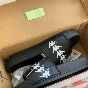 Cute Kappa Slides NWT